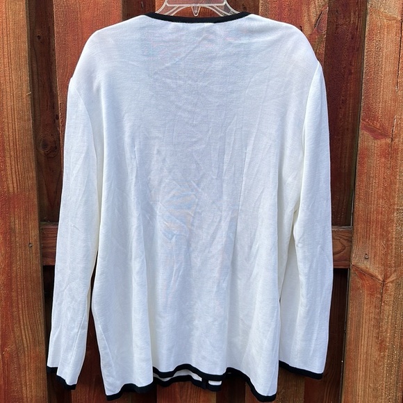 MISSLOOK White and Black Cardigan Sweater V-Neck Size 1X - Picture 9 of 10